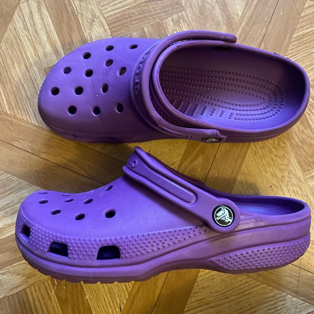 Purple crocs